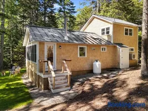 Waterfront Cottage in Maine | Seegar Camp, Sunny 2 - Image 2