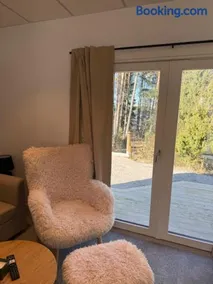 Villa Sandvik 4 beds only 70m from the lake - Image 3