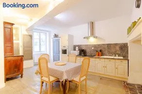 Charme et Elegance a Bourdeilles - Image 3