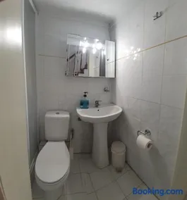 Sunny Hemera Veta's House - Image 2