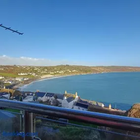 Harbour Views, Coverack - Image 2