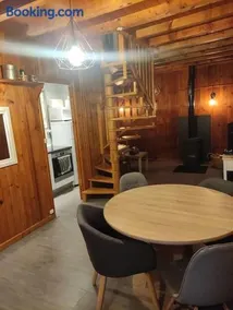Chalet accueillant et familial - Image 3