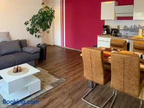 Top-moderne Ferienwohnung und Apartments auf früherem wunderschönen Bauernhof im Elbe-Elster-Kreis in Brandenburg bei Herzberg-Elster, Schönewalde, Holzdorf - Image 2