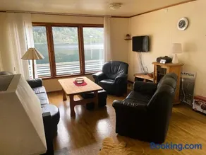 Ferienhaus mit Grill, Garten und Terrasse - Image 3
