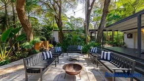 The One Pearl Beach- Pet Friendly, firepit, walk to beach - Image 2