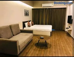 VHHS studio apartment ,surat airport - Image 3