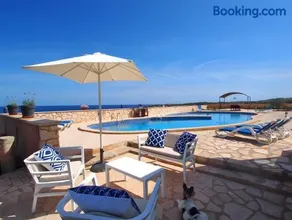 Vistamar Retreat Exclusive Mallorca - Image 1