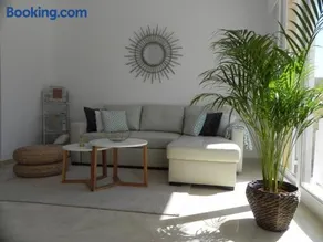 BRAND NEW APARTMENT - Image 3
