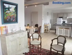 Maison charmante à Châteney avec piscine partagée - Image 4