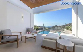 Geomilos Private Suites Milos - Image 3