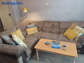Tirchonaill Townhouse - Image 2