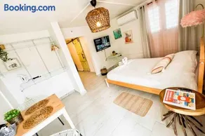 3.1 Near Beach • Generator • Hammock • 1BR - Image 4