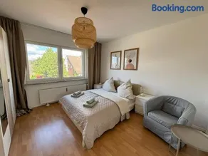 110qm- 4 Rooms - free private parking- free fast WIFI - Kitchen - near Wood- A Part Time Home - Image 2