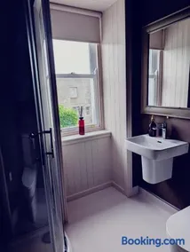 The Rooms at Walsh's Boutique Accomadation - Image 4