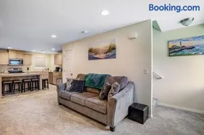 RJD Beachside Vacation Home A - Image 3