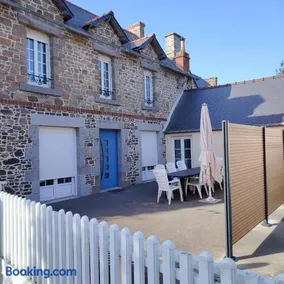 Chez Albert au bord de plage - Image 1
