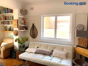 Beach to home in 3 minutes: Bondi N - Image 1
