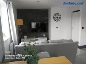 Home away from home - Image 3