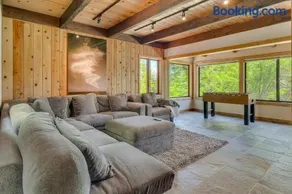 Hyphen 3-bedrooms rental, private beach, filtered view - Image 2