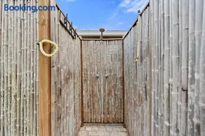 Spa, Pool, Fire Pit, Walk to the Beach! - Image 2