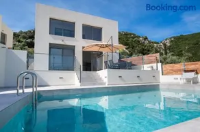 Elthea Villas - Image 2