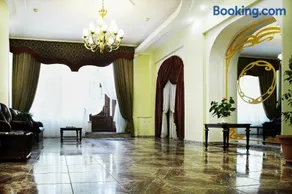 Astoria Lux - Image 2
