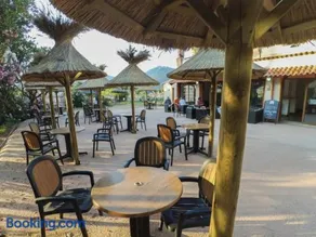 ZEcamping 3 étoiles à 1km de la plage piscine jacuzzi animaux acceptés - Image 3