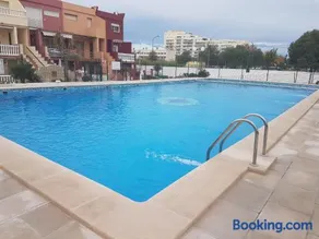 Apartamento Barbacoa, Piscina y playa - Image 3