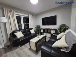 2 Bedroom's, 1 Bathroom,10min-Airport & Boston, 7min-EncoreCasino - Image 3