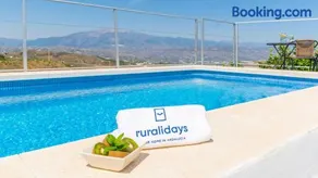 Villa Pajaritos Iznate by Ruralidays - Image 1