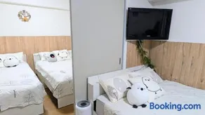 MIYAVI#101 3min walk from Narimasu Station, up to 6 people, spacious popular character room, Tokyo's largest Don Quijote - Image 4