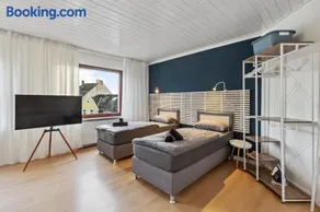 Amalfi Apartment A03 - 3 Zi.+ bequeme Boxspringbetten + smart TV - Image 1