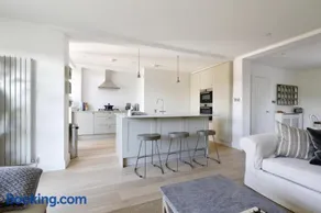 Bennet House - Image 2