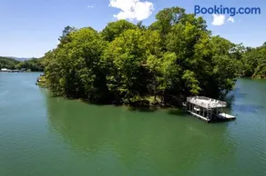 Norris Lake Retreat w Private Dock, Gentle Lake Access, Sleeps 13, SXS nearby - Image 4