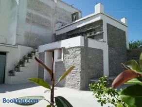 Tutti Blu Tinos Living Space - Image 2