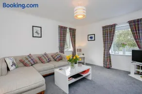 6 Beech Court - Image 1