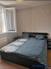 Le Pub - Image 1