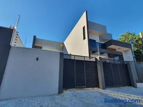 Casa Ampla com Piscina em Foz | 4 Suítes + Área Gourmet - Image 3