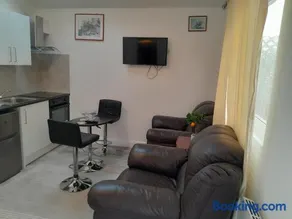 ND'S APARTMENT - Image 1