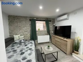 Apartman Lari - Image 2