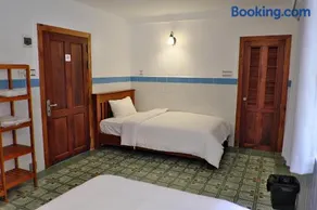 Dary's Village Guesthouse & Restaurant - Image 4