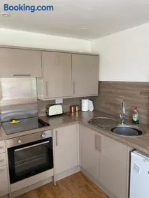 Flat 1, Coneygre Farm - Image 2