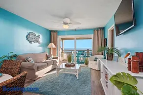 Changing Tides by Oak Island Accommodations - Image 1