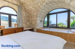 Sunrise 1 Bedroom In Thoum - Image 2