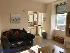 Home with a view - Image 3