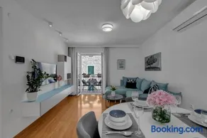 Luxury City Center Apartments - Image 2