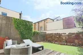 Garden Flat in Clifton City of Bristol - Image 4