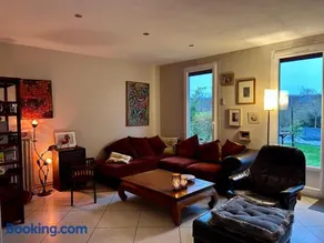 Maison à la campagne avec piscine - Image 2