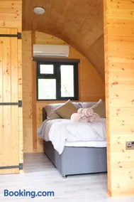 Cherry Meadow Glamping - Image 1