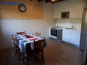 APARTAMENTOS CAMINO SANTO TORIBIO - Image 1